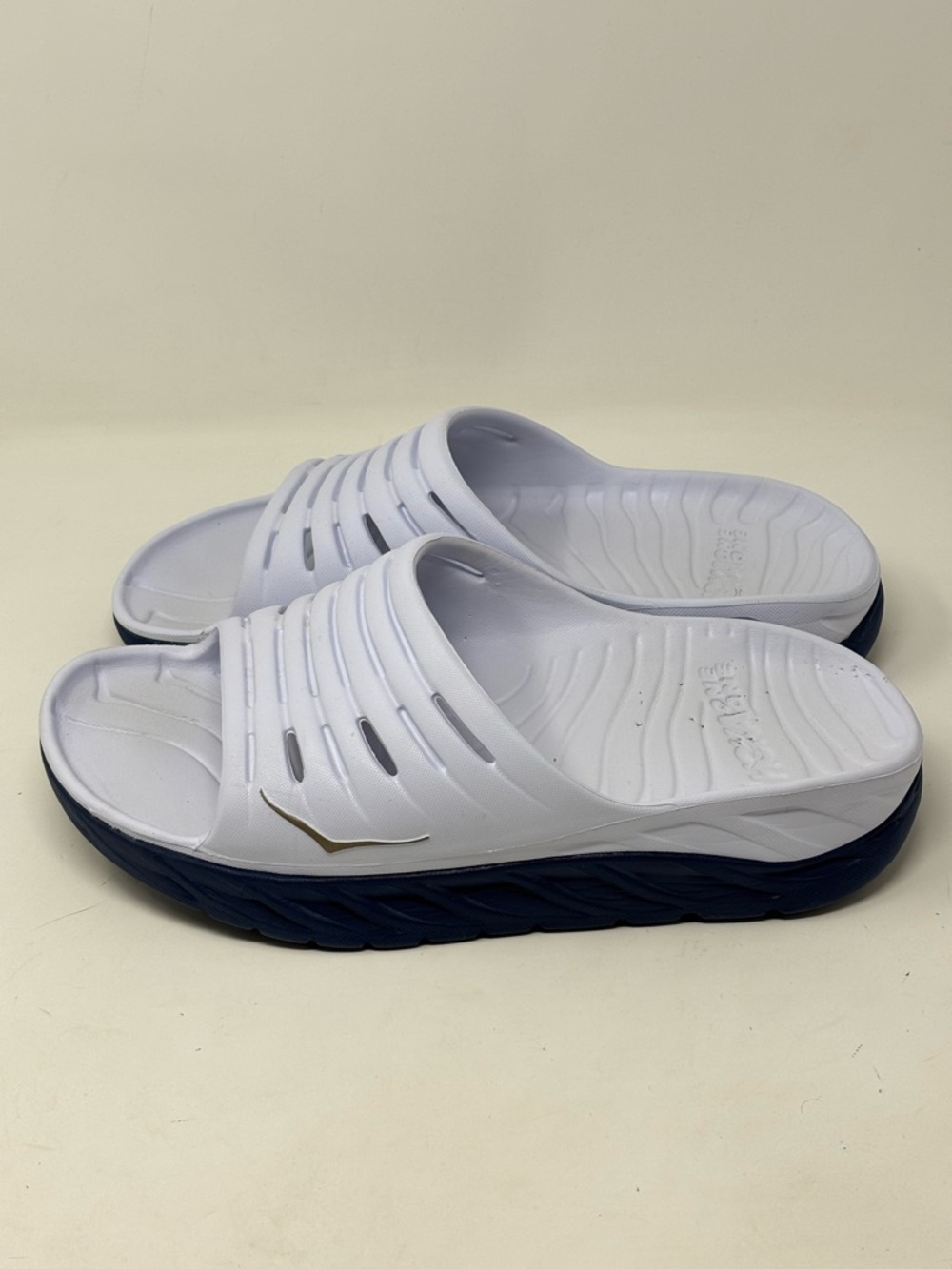 HOKA Ora Recovery Slides Sandals Men’s Size 10 White - Picture 2 of 13